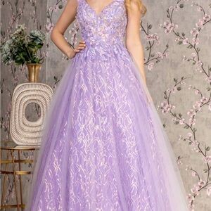 Elegant Lavender Gown with Gold Accents